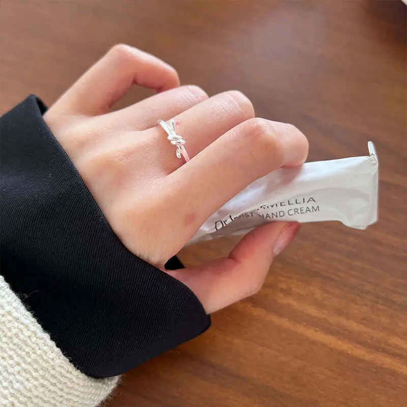 925 Sterling Silver Designer Knotted Plain Ring