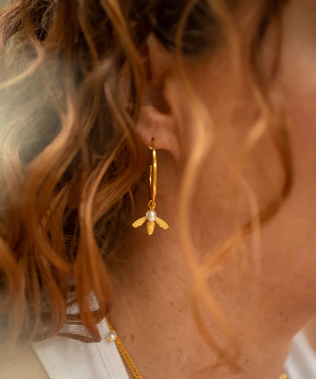 Flying Bee Large Hoop Earring Gold