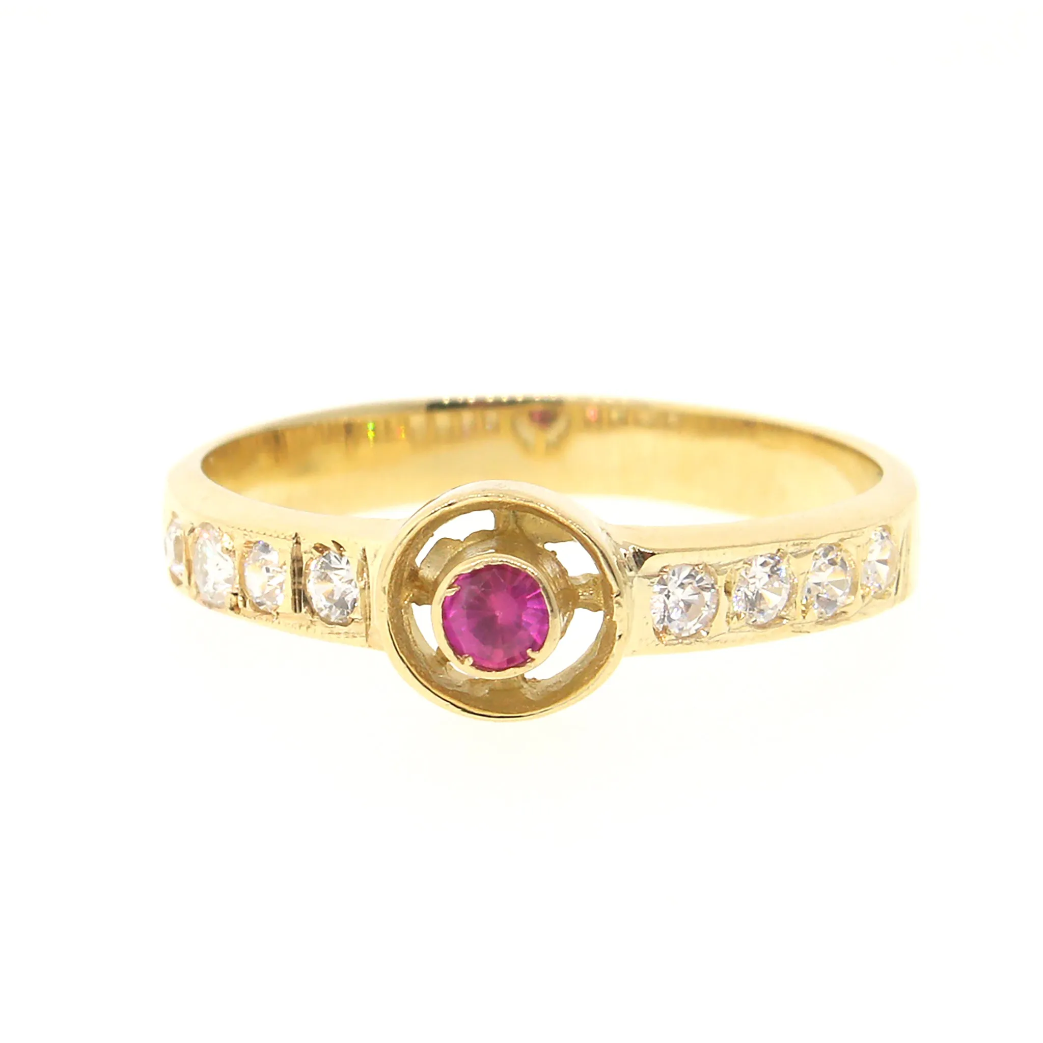 Ruby & Diamond Ring in 14k Gold
